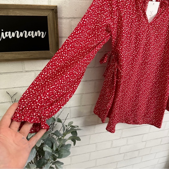 ISABEL Maternity by Ingrid + Isabel Red Flowered Side Tie Long Sleeve Top - Picture 4 of 11